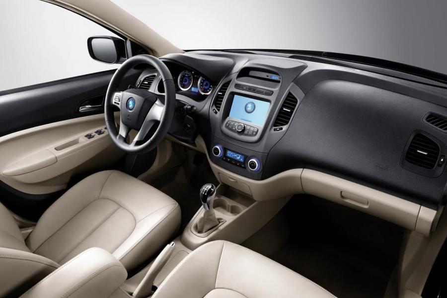  Geely GC6 2014 года  (фото 3 из 7)